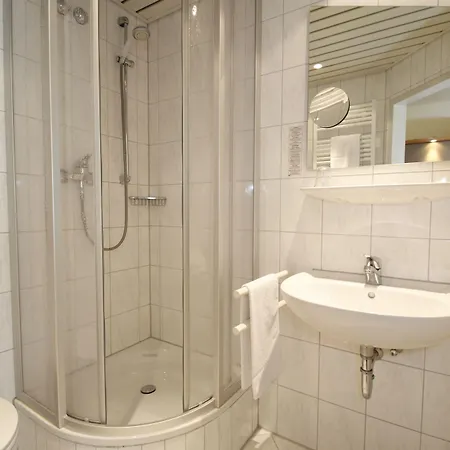 City Hotel Freiburg Ξενοδοχείο 4*