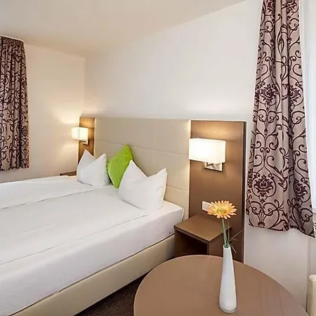 City Hotel Freiburg 4* Φράιμπουργκ