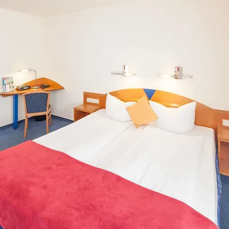 City Hotel Freiburg 4*
