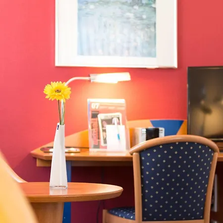 Hotel City Hotel Freiburg 4*